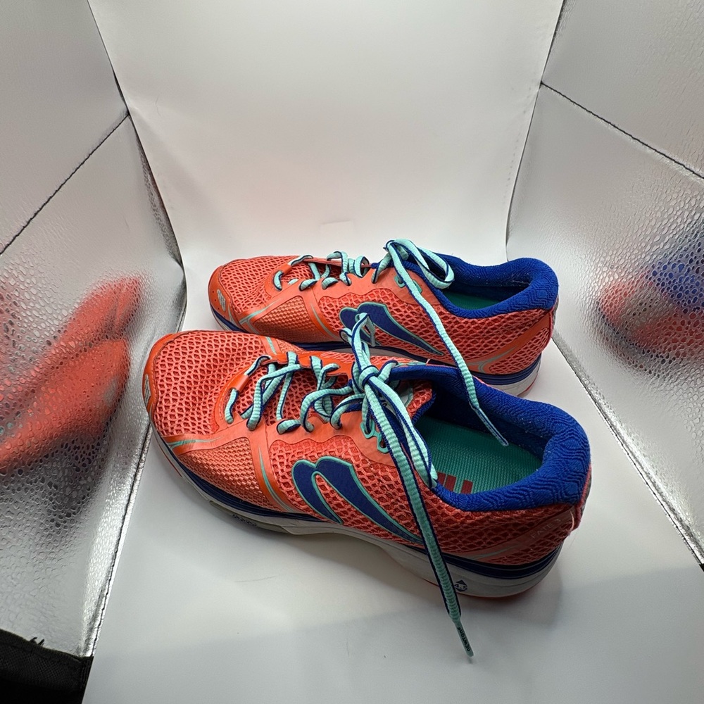 Women’s size 7.5 Newton Shoes